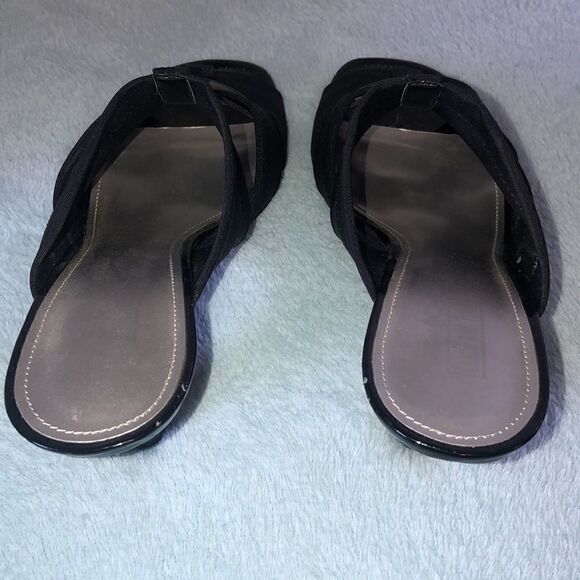 Coach and Four Heels - Picture 6 of 10